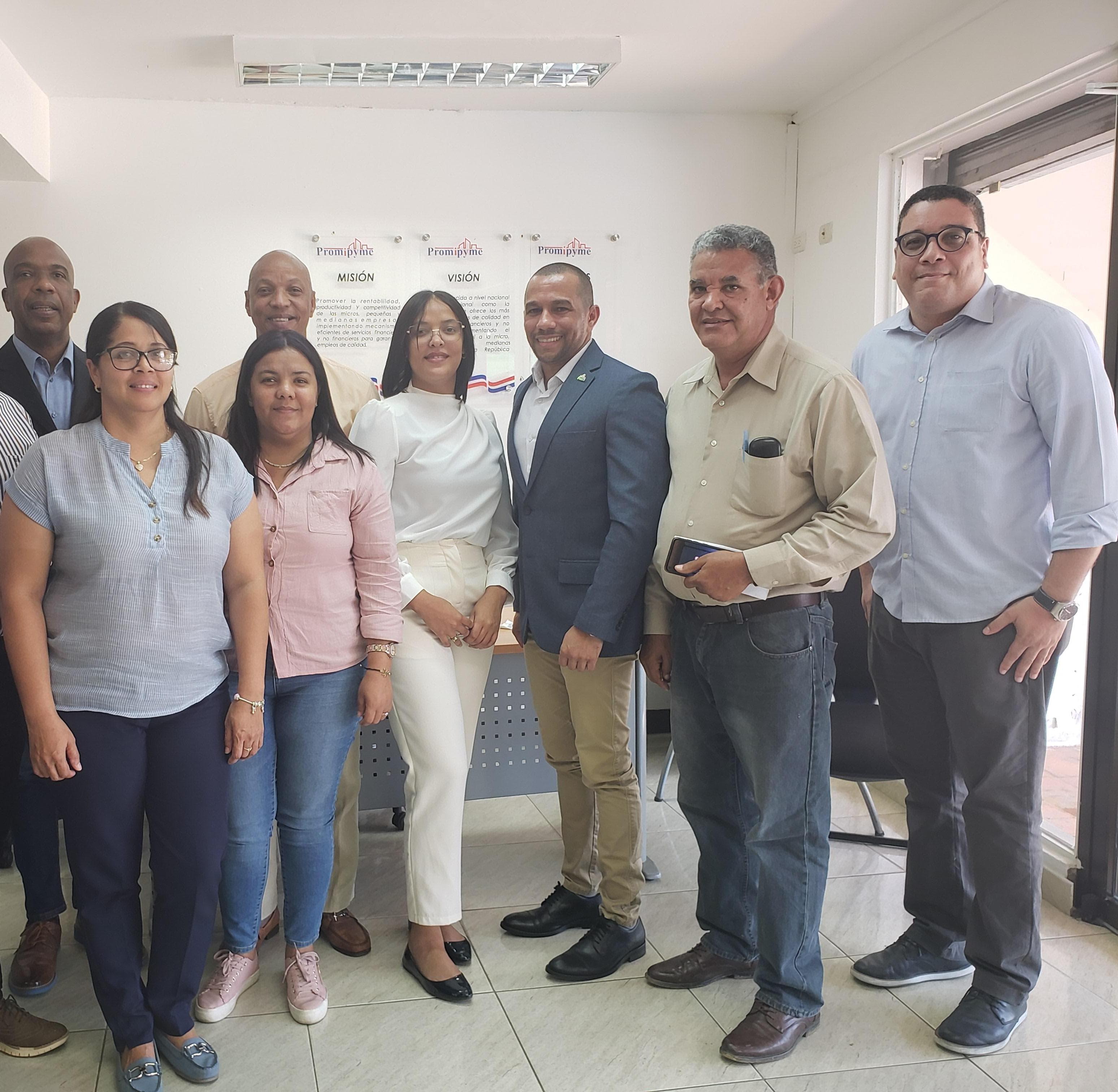 Promipyme realiza jornada de capacitación a mipymes en Santiago de los Caballeros